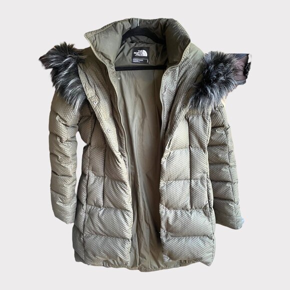 The North Face Jackets & Blazers - The North Face 550 Size S Olive Green Quilted Goose Down Fur Trim Hood Jacket